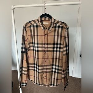 Men’s Burberry Casual Dress Shirt